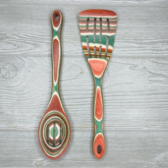 Pakkawood Turner Slotted Turner and Spoon red and green wood kitchen utensils - Picture 1 of 10